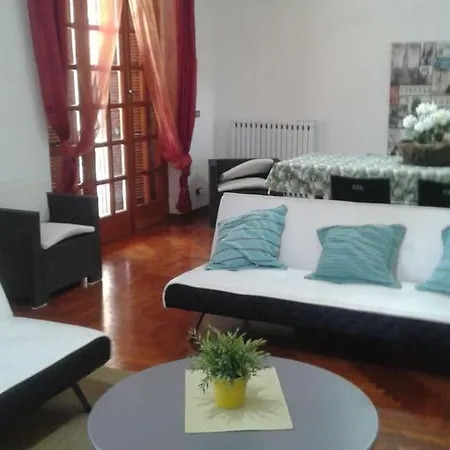 A Casa Di Zoe - Stopping Point For Bike And Moto - Parcheggio Privato Gratis Civita Castellana