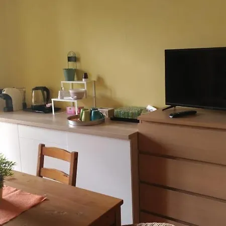 A Casa Di Zoe - Stopping Point For Bike And Moto - Parcheggio Privato Gratis Civita Castellana