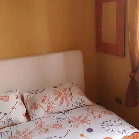 A Casa Di Zoe - Stopping Point For Bike And Moto - Parcheggio Privato Gratis Civita Castellana