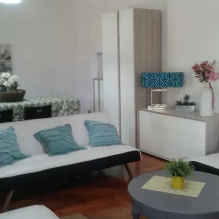 Apartment A Casa Di Zoe - Stopping Point For Bike And Moto - Parcheggio Privato Gratis *