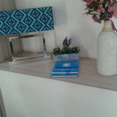 A Casa Di Zoe - Stopping Point For Bike And Moto - Parcheggio Privato Gratis Apartment *